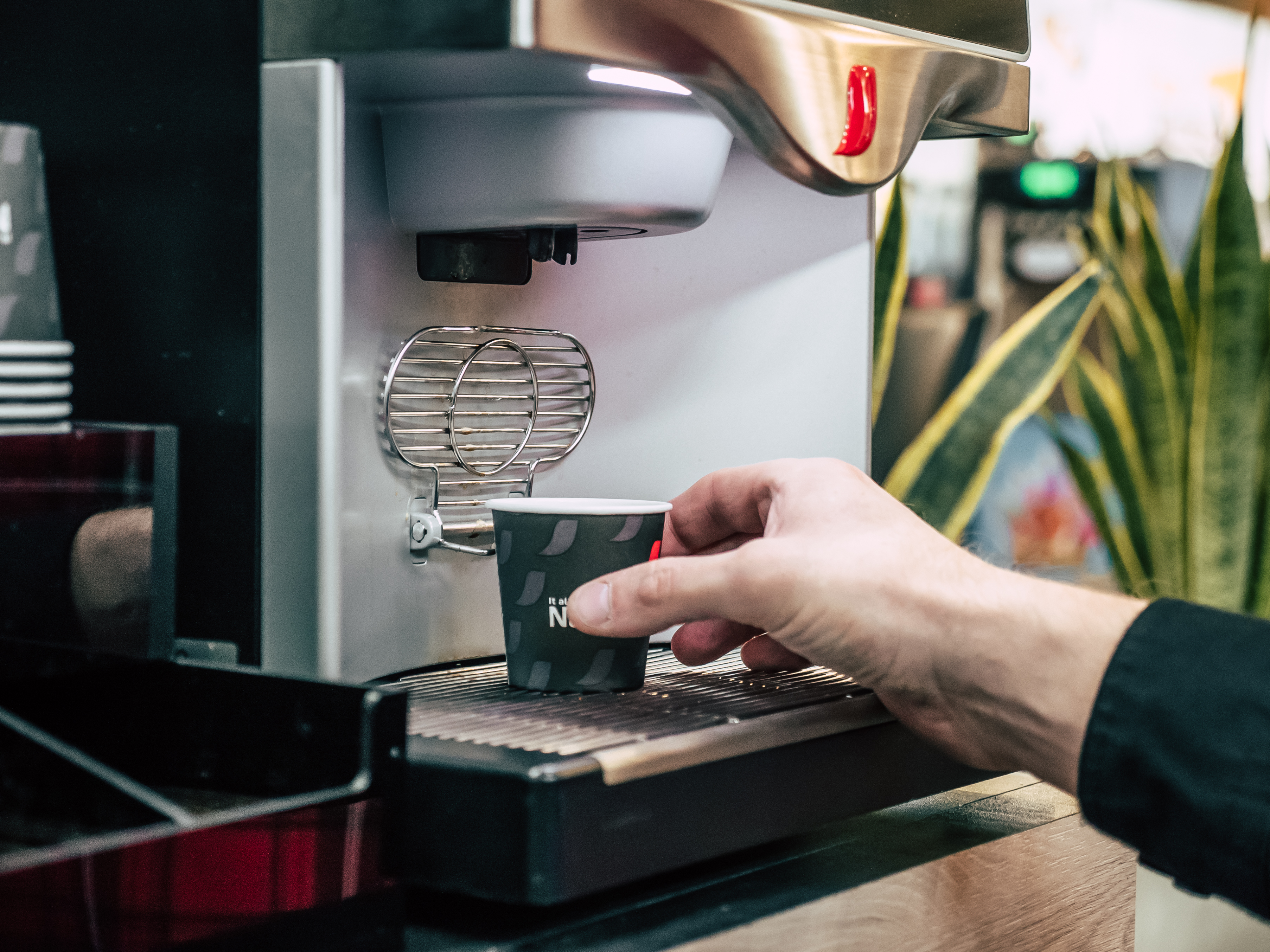 NESCAFÉ FTS 30 E v 2.0