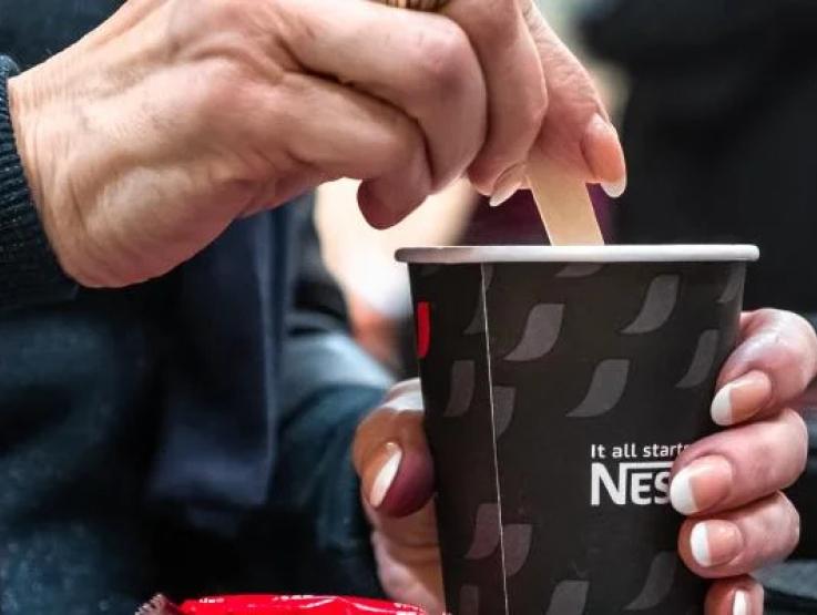 Nestlé Professional - Profesionální kávovary na instantní kávu