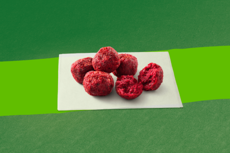 8 kg balení falafelu z červené řepy značky Garden Gourmet