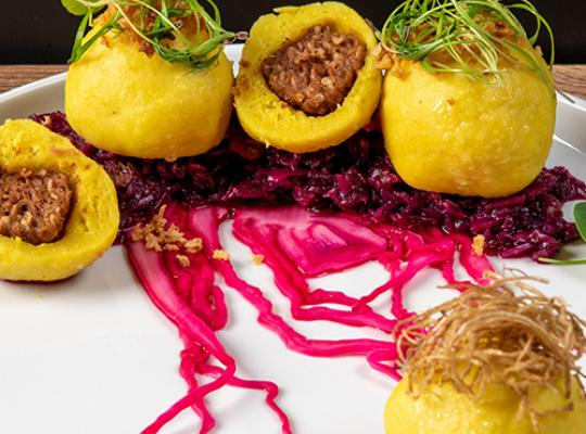 bramborove_knedliky_garden_gourmet_veganske_mlete_2 