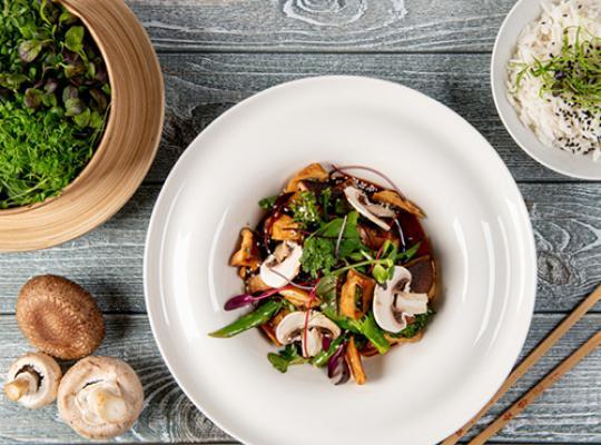 Jarní ragů s brokolicí a bramborovými nočky a GARDEN GOURMET