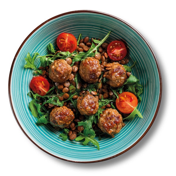 lehky_salat_z_cocky_rostlinne_kulicky