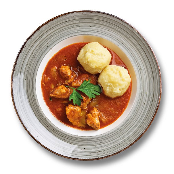 madarsky_gulas_chlupate_knedliky