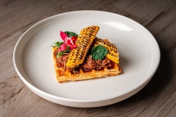 Vafle s trhaným masem