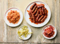Italské čevapčiči s tomatovou omáčkou a bylinkami